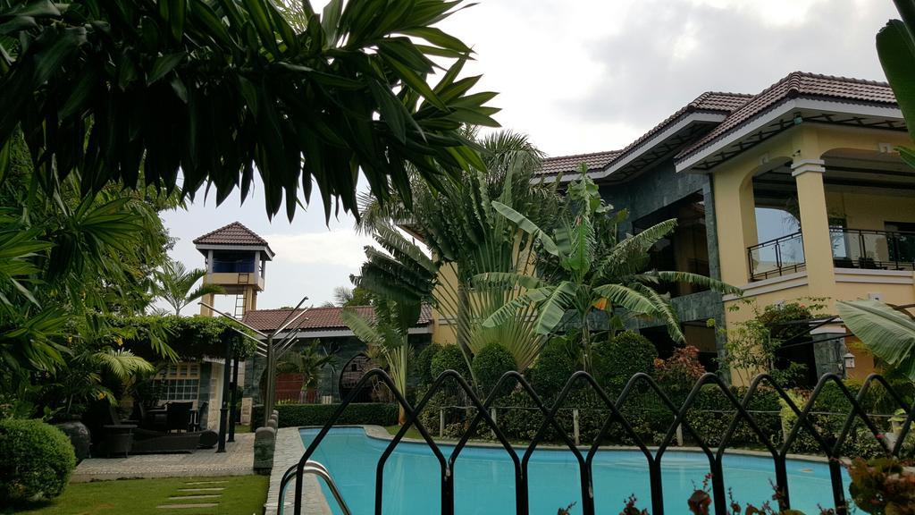 Mactan Breeze - Airport Bed And Breakfast Мактан Екстериор снимка