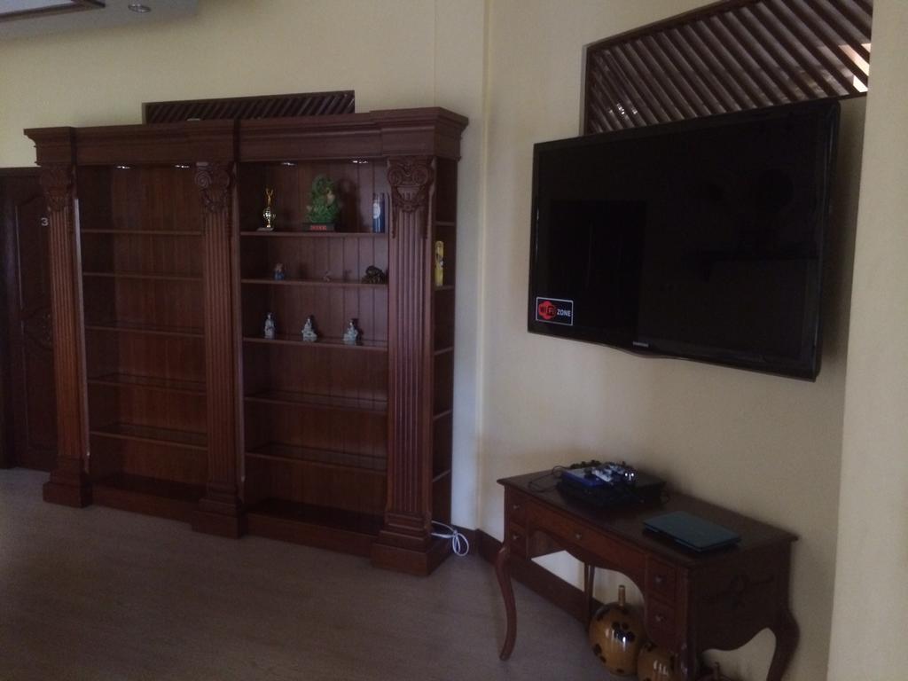 Mactan Breeze - Airport Bed And Breakfast Мактан Екстериор снимка