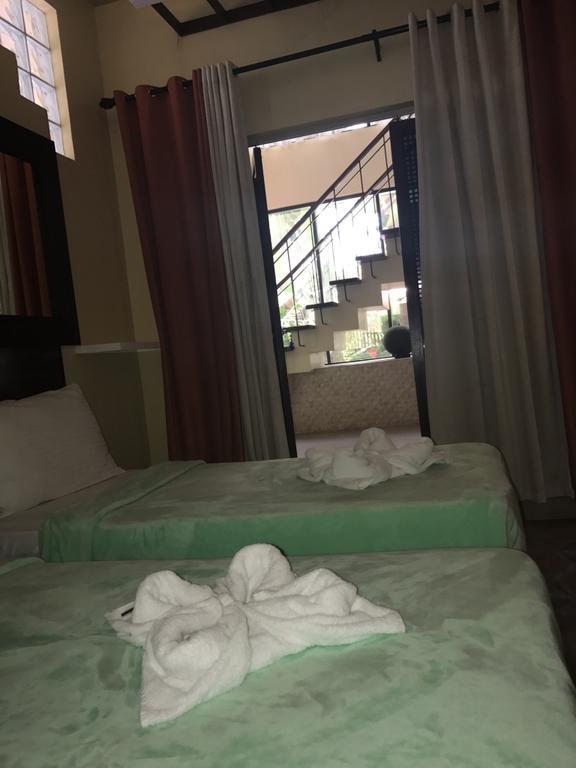 Mactan Breeze - Airport Bed And Breakfast Мактан Екстериор снимка