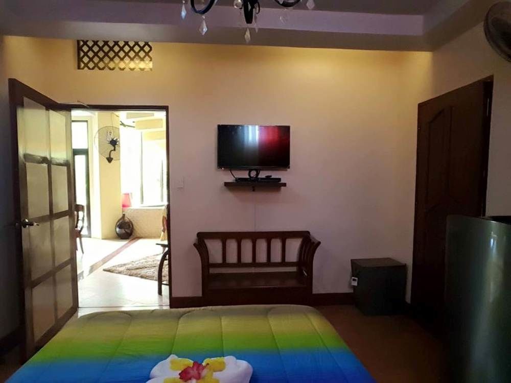 Mactan Breeze - Airport Bed And Breakfast Мактан Екстериор снимка